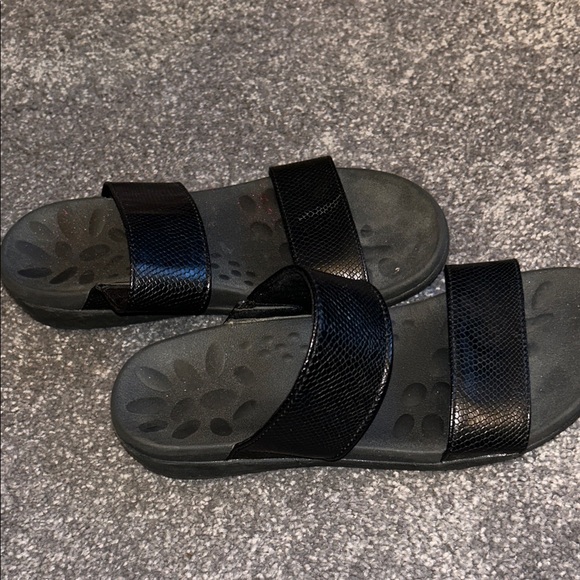 MEGNYA Women’s Black Textured Slide Sandals Size 6 Orthopedic sandals - Picture 4 of 5